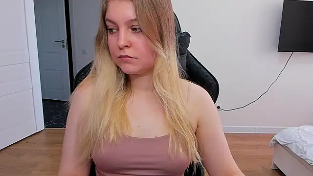 Snapshot of stacy_miracle chatting on 03.17.25 stacy miracle online show from 03.17.25