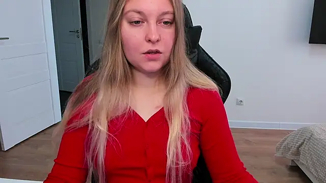 Snapshot of stacy_miracle chatting on 10.19.25 stacy miracle online show from 10.19.25