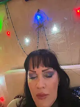 Lolaley2 online show from 02.11.25