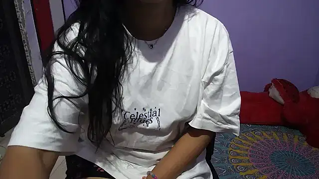 BabyNaina online show from 11.28.25