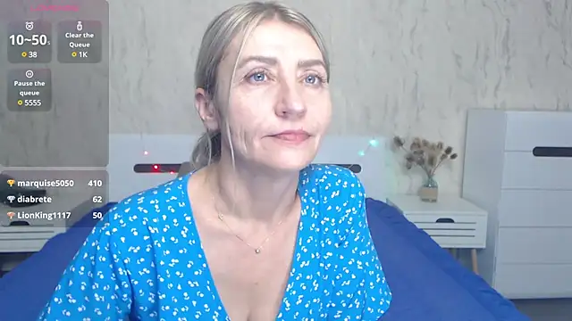 ZoeGrant online show from 01.14.25