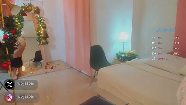 Snapshot of missrubijasper chatting on 12.16.24 missrubijasper online show from 12.16.24