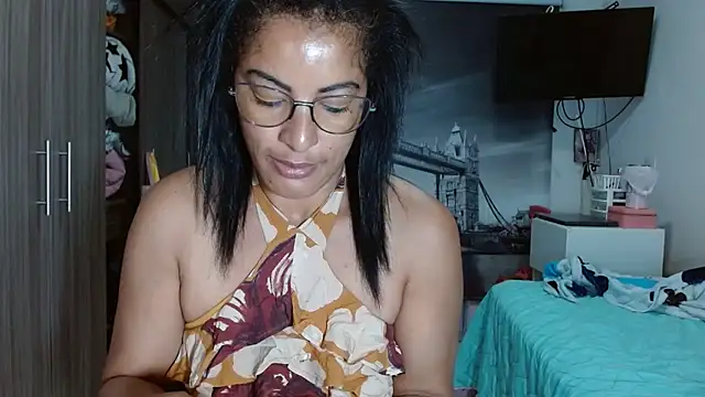 Snapshot of kateleyagrey chatting on 01.26.25 kateleyagrey online show from 01.26.25