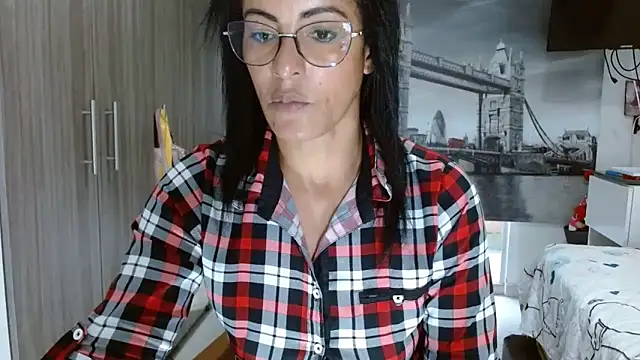 Snapshot of kateleyagrey chatting on 02.03.25 kateleyagrey online show from 02.03.25