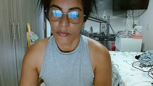 Snapshot of kateleyagrey chatting on 02.09.25 kateleyagrey online show from 02.09.25