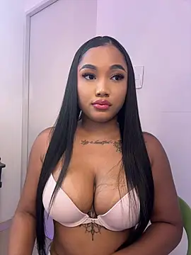 Snapshot of TianaaJackson chatting on 07.17.26 TianaaJackson online show from 07.17.26