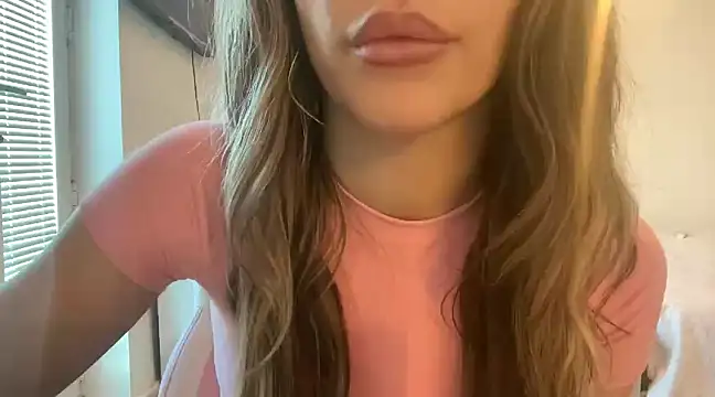 Snapshot of Lillymariee chatting on 01.15.25 Lillymariee online show from 01.15.25