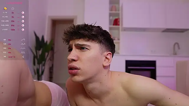 Snapshot of Evan__White_ chatting on 02.13.25 Evan  White  online show from 02.13.25