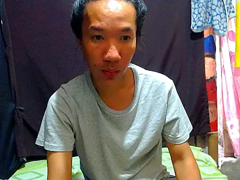 Snapshot of AsianNaughtiesMistress chatting on 05.12.26 AsianNaughtiesMistress online show from 05.12.26