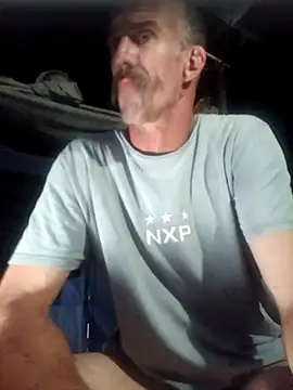 strollnrg069 online show from 10.29.25