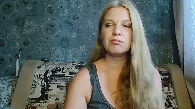 BlondeFox online show from 08.03.26
