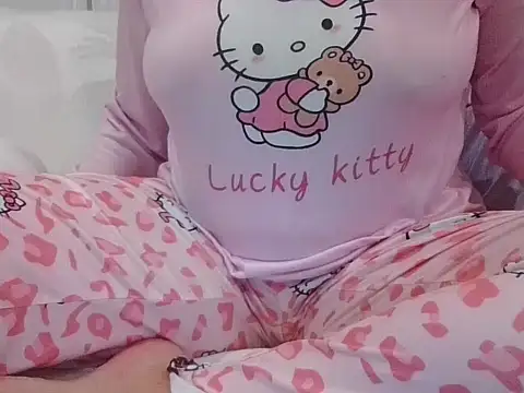 RealLittleRedRidingHood online show from 10.13.25