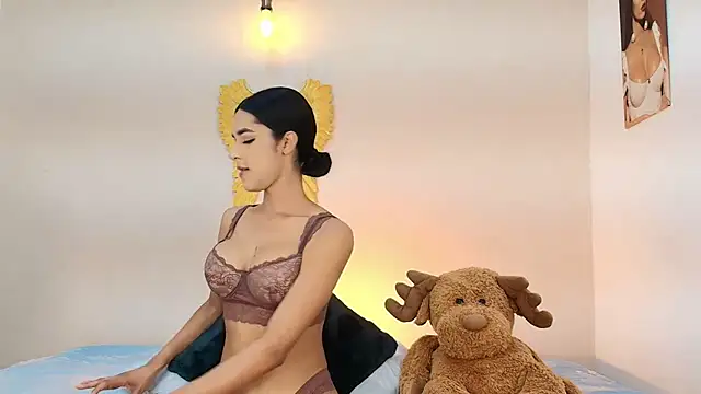 salome Collins 1 online show from 04.16.26