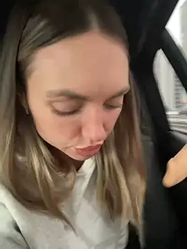 Snapshot of AngelinaMoore chatting on 02.28.25 AngelinaMoore online show from 02.28.25