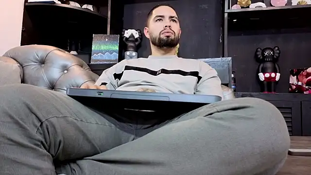 matteosantos online show from 04.12.26