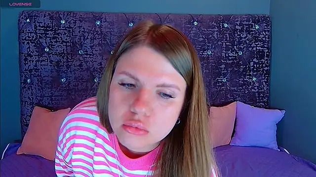 Snapshot of NoraBigAss chatting on 01.27.25 NoraBigAss online show from 01.27.25