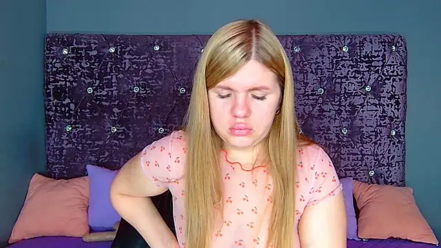 NoraBigAss online show from 11.10.25