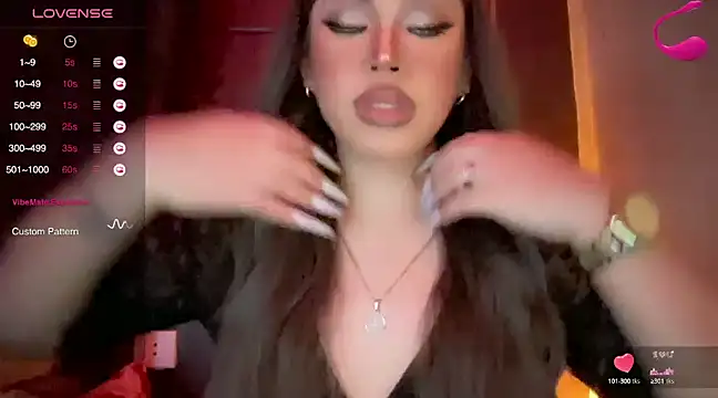 Snapshot of madam_agnes1 chatting on 12.18.24 madam agnes1 online show from 12.18.24