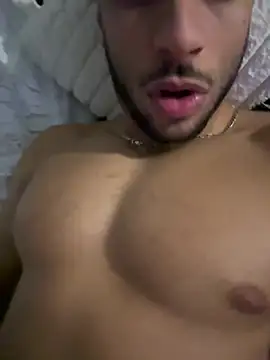 Snapshot of pimentfort77 chatting on 12.23.24 pimentfort77 online show from 12.23.24