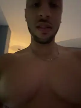 Snapshot of pimentfort77 chatting on 11.29.25 pimentfort77 online show from 11.29.25