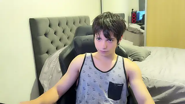 SasukeUhchiaa online show from 02.18.25