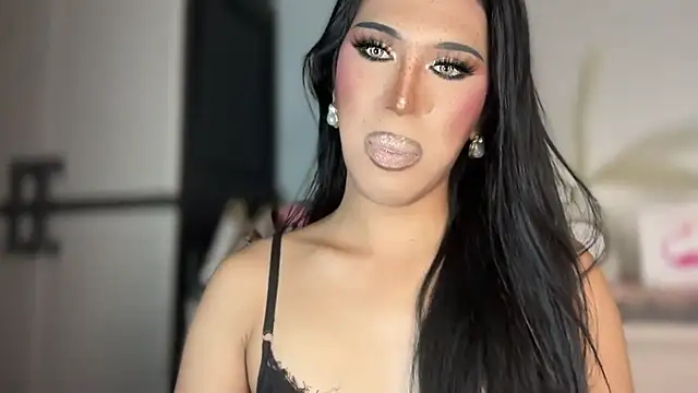 Ts glamxxxx online show from 12.18.25