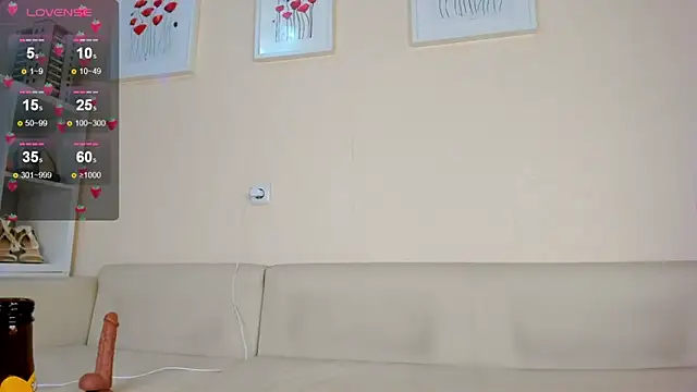 Snapshot of rosa_mariposa_ chatting on 01.18.25 rosa mariposa online show from 01.18.25