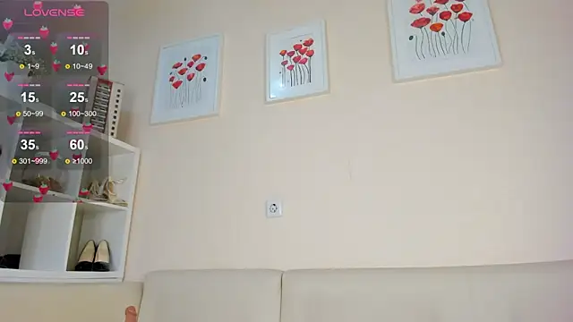 Snapshot of rosa_mariposa_ chatting on 03.18.25 rosa mariposa online show from 03.18.25