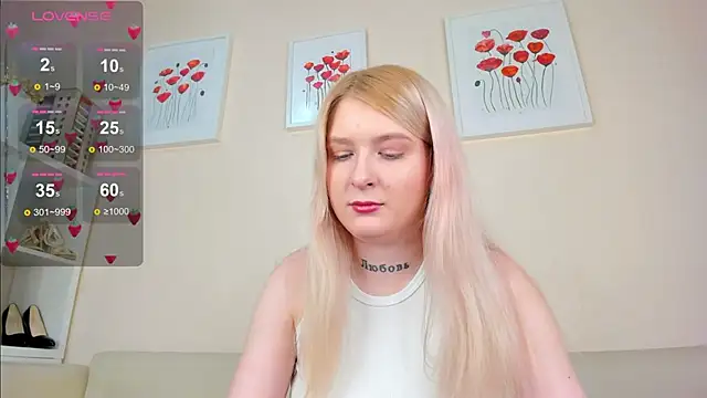 Snapshot of rosa_mariposa_ chatting on 09.12.25 rosa mariposa online show from 09.12.25