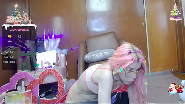 Skinygirl online show from 01.28.25