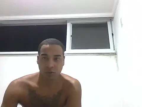 Snapshot of Juninho10c chatting on 11.28.25 Juninho10c online show from 11.28.25