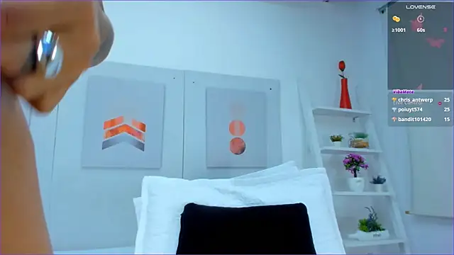 AlessiaMarcu- online show from 01.10.25