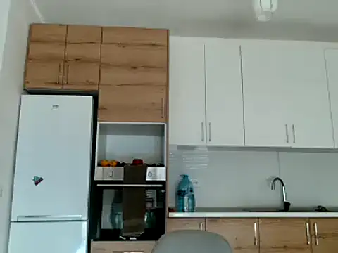 Snapshot of MadamIndigo chatting on 09.29.25 MadamIndigo online show from 09.29.25