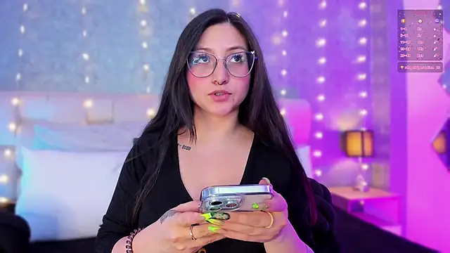 lucy neil online show from 01.08.25