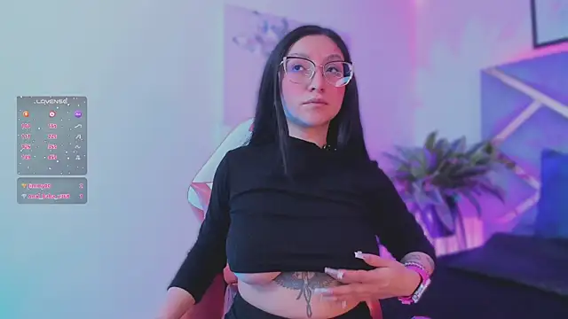 lucy neil online show from 11.18.25