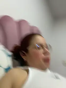 Lucyklein2022 online show from 03.22.26