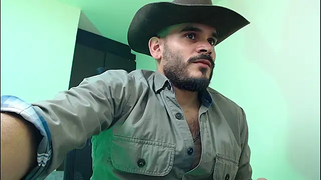 Snapshot of cowboyht chatting on 11.24.25 cowboyht online show from 11.24.25