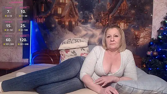 Snapshot of sladost777 chatting on 01.17.25 sladost777 online show from 01.17.25