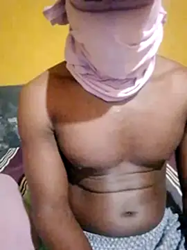 Snapshot of LULE37587001 chatting on 11.12.25 LULE37587001 online show from 11.12.25