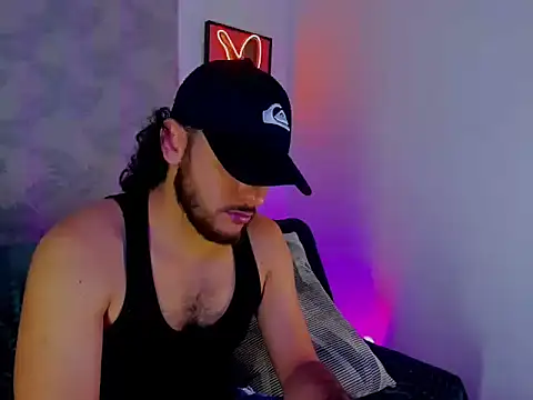 tuyo1995 online show from 11.15.25