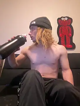 trippyski online show from 01.01.25