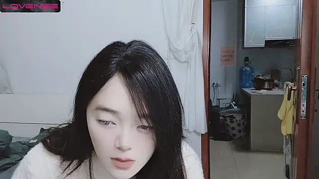 Snapshot of QiuPeiPeimmm chatting on 03.18.25 QiuPeiPeimmm online show from 03.18.25