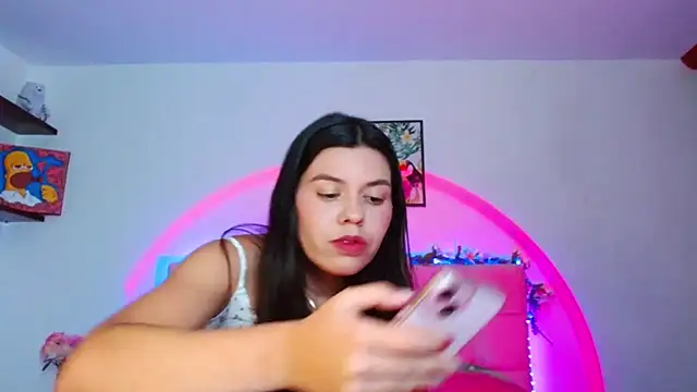 Layla Rachel online show from 10.14.25