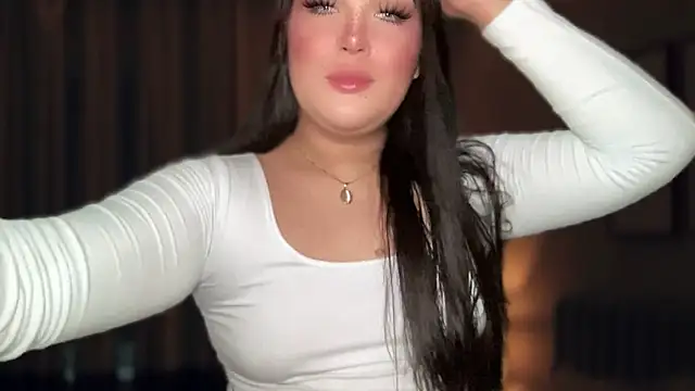 MissCataleyaxxx online show from 11.04.25