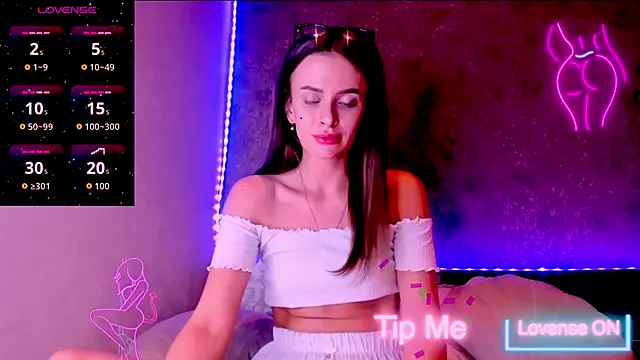 madina taher online show from 03.18.26