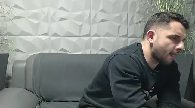 Antoniodiamond online show from 01.08.25