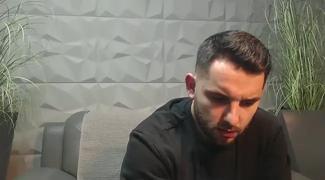 Antoniodiamond online show from 02.14.25