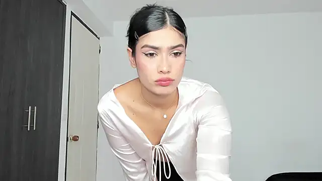 thebestass19 online show from 01.02.25