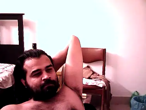 Snapshot of aksxi1 chatting on 10.22.25 aksxi1 online show from 10.22.25