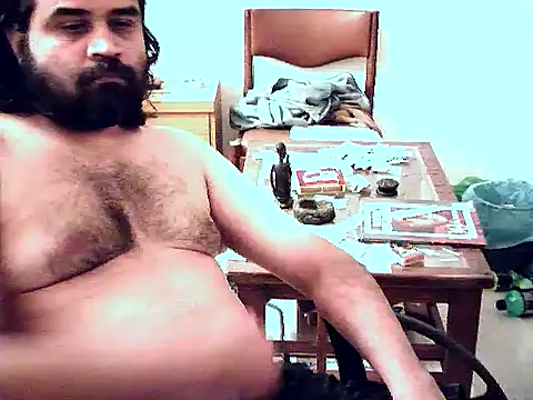 Snapshot of aksxi1 chatting on 10.31.25 aksxi1 online show from 10.31.25